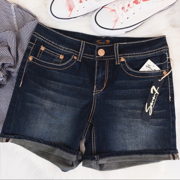 seven7 shorts